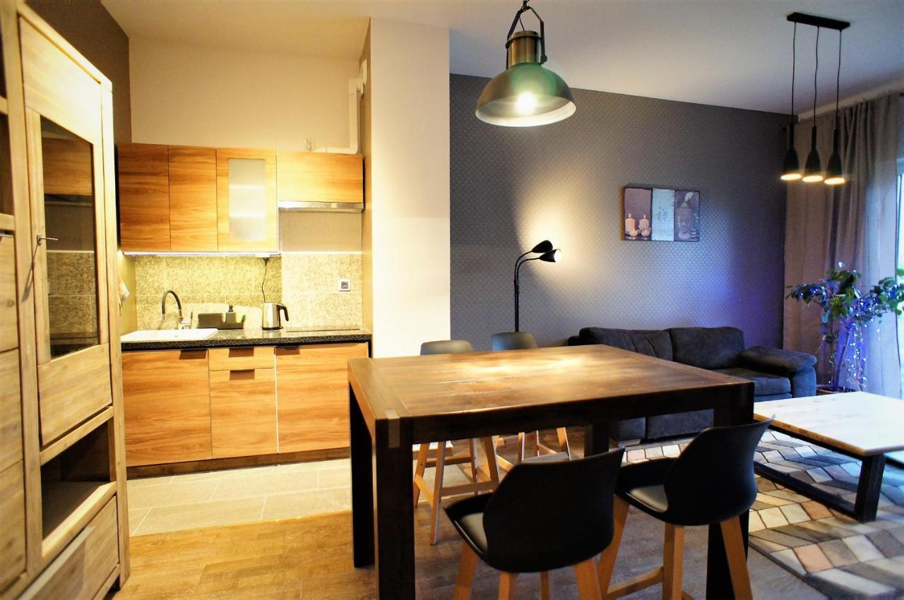 Marina Apartament Wrocław Exteriör bild